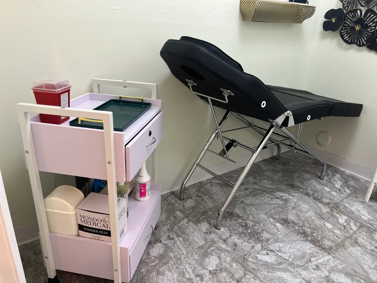Turnkey Tattoo Studios for Rent - Be Your Own Boss!, 5 sqm, private event, pop-up rental in Torrance, interior view