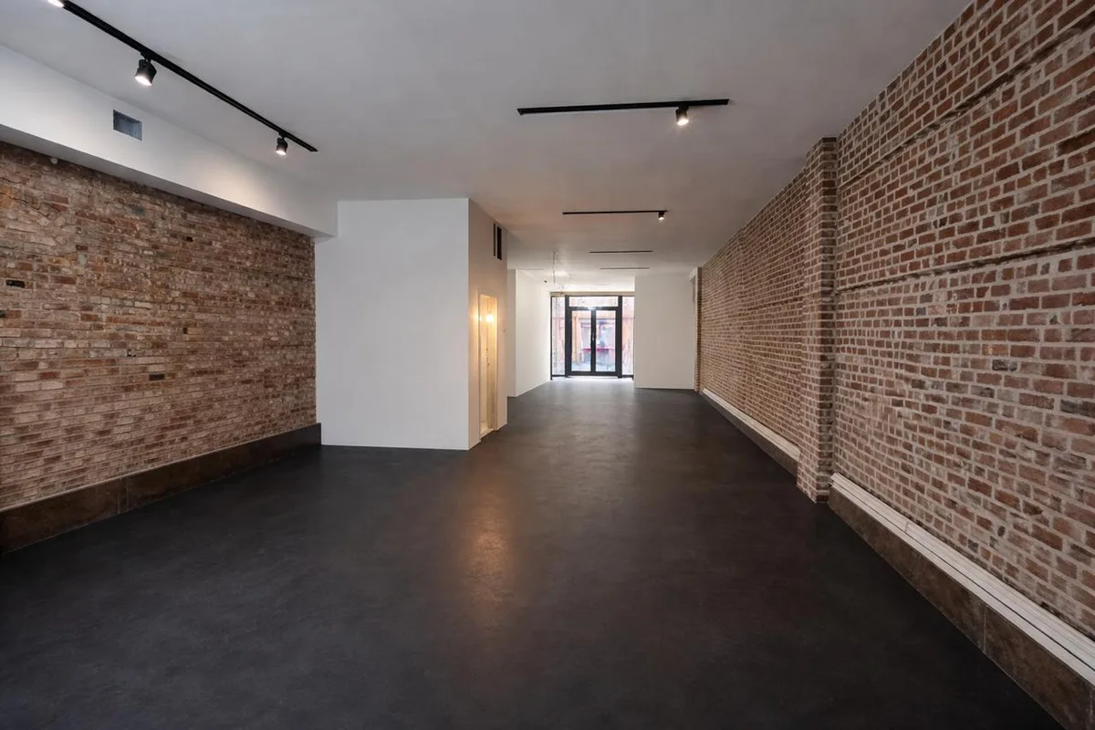 Two-Level Activation Space with Glass Storefront in Chinatown/LES, 242 sqm, pop up store in New York, interior view