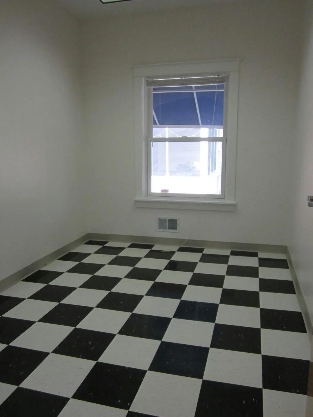 Two-Room Office Space on Fairfax Avenue, Louisville — 2