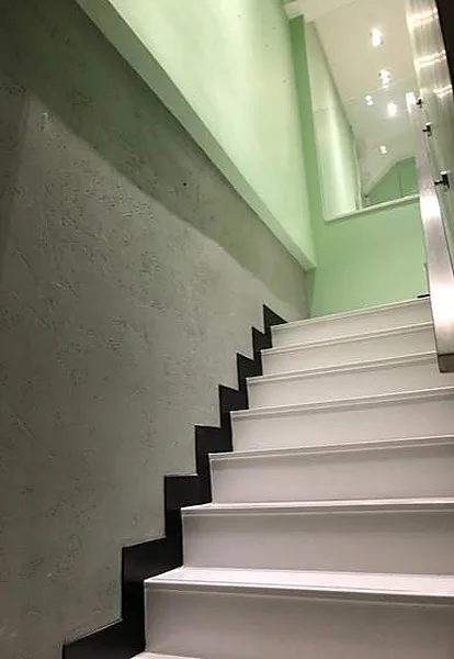 Two-Storey Commercial Unit in Central SOHO, 167 sqm, retail activation, pop-up rental in Hong Kong, interior view