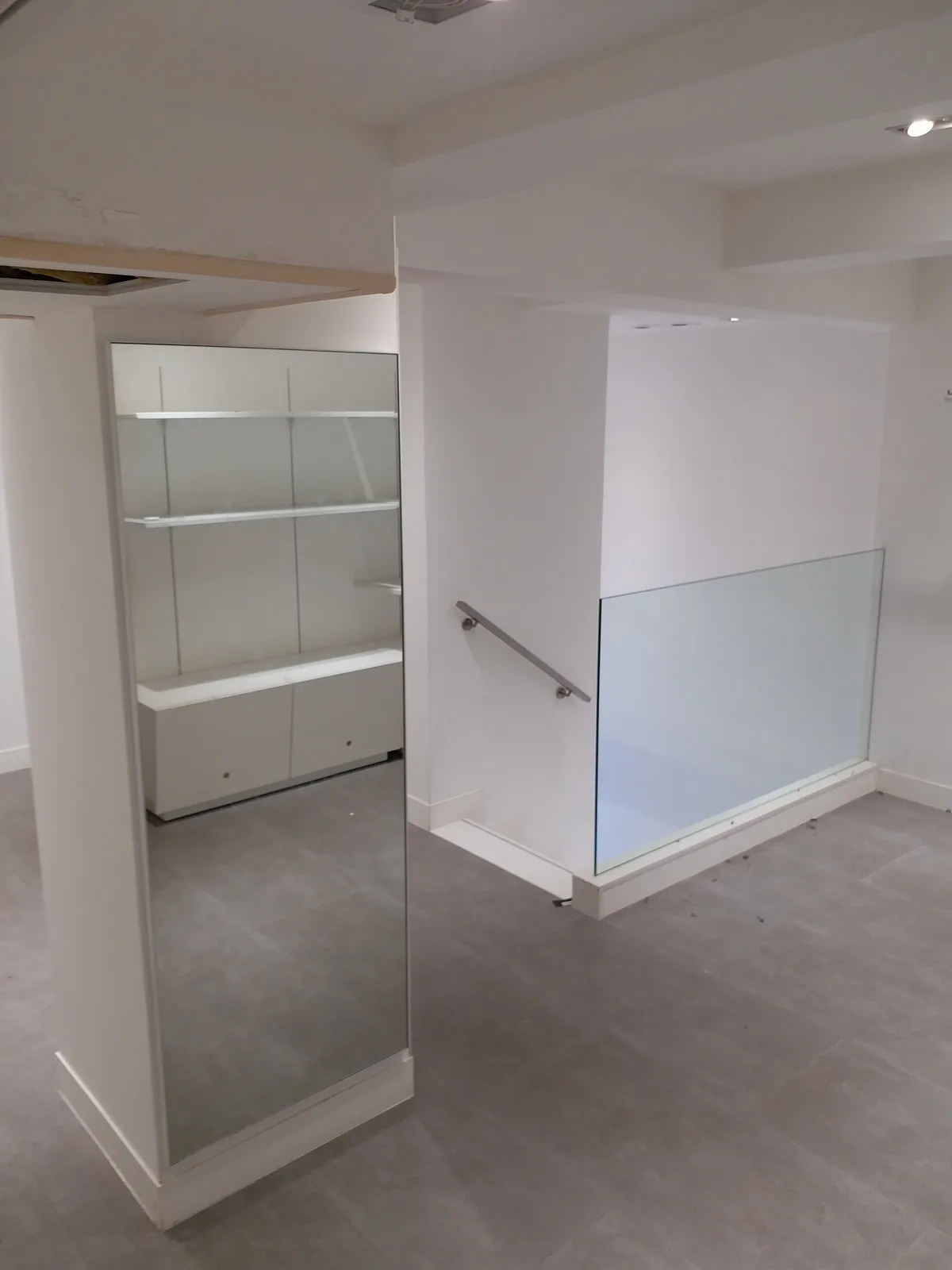 Two-Storey Commercial Unit in Central SOHO, 167 sqm, retail activation, pop-up rental in Hong Kong, second interior view