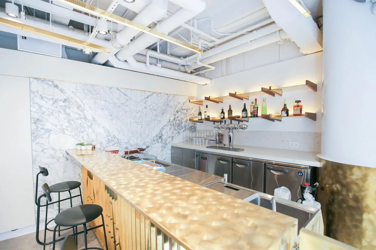 Two-Story Duplex Shop with Food and Beverage License, 266 sqm, retail activation, pop-up rental in Hong Kong, second interio…