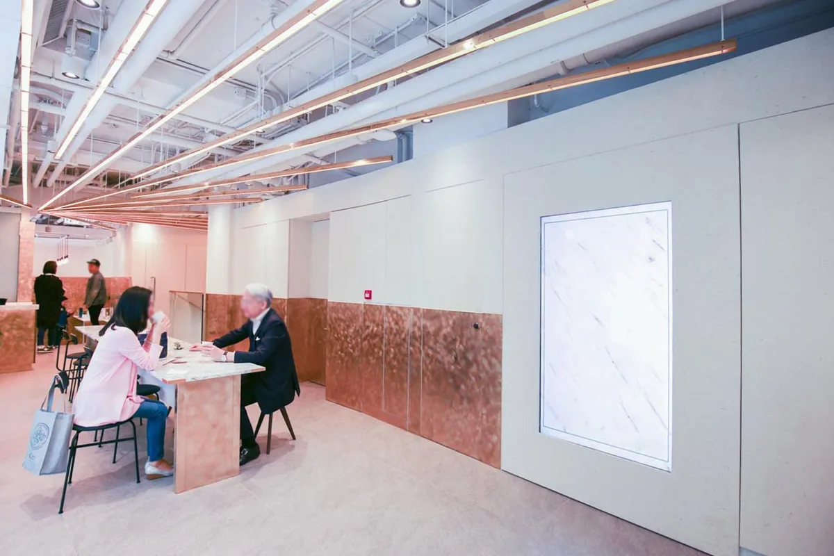 Two-Story Duplex Shop with Food and Beverage License, 266 sqm, retail activation, pop-up rental in Hong Kong, third interior…