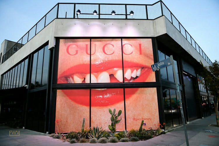 Two-Story Flagship Retail and Event Space on Melrose Avenue, 1490 sqm, pop up store in Los Angeles