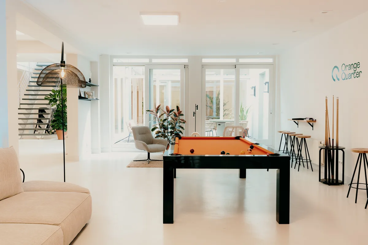 Two-Story Office Space on Amsterdam's Scenic Canal, 513 sqm, networking event, pop-up rental
