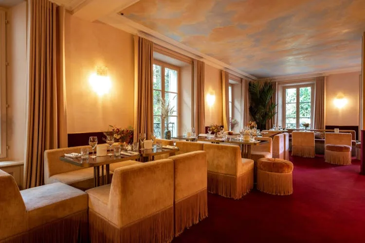 Unique 1000 sqm Showroom and Event Space in Montmartre — 4