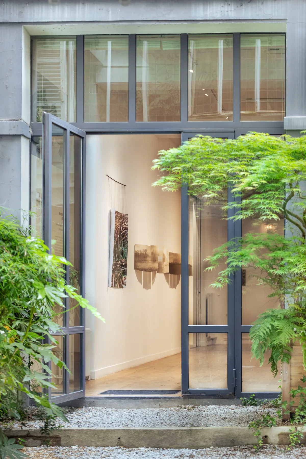 Unique 141m2 Art Gallery with Private Courtyard, 141 sqm, art exhibition, pop-up rental in Paris