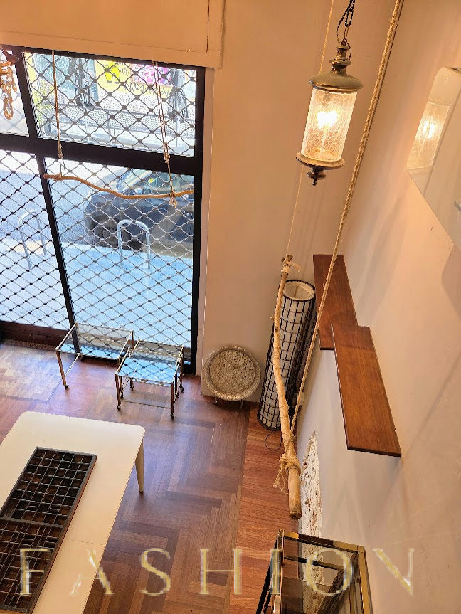 Unique 25 sqm Pop-Up Store with Mezzanine in Porta Venezia, pop up store in Milano, third interior view