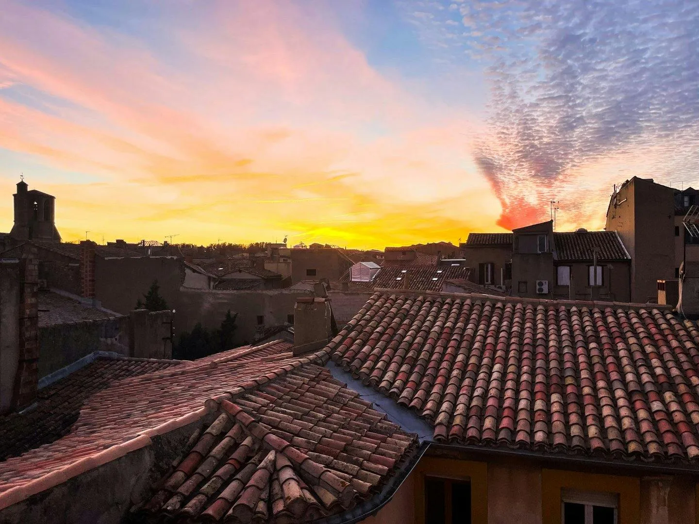 Unique 36 sqm Commercial Studio in Carcassonne Center — 2