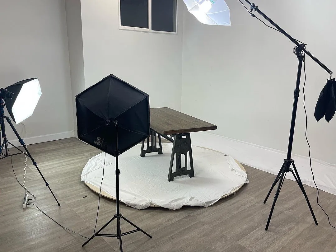 Unique 360 Spin Photo Studio for E-Commerce, 139 sqm, ecommerce shoot, pop-up rental in Boulder, interior view