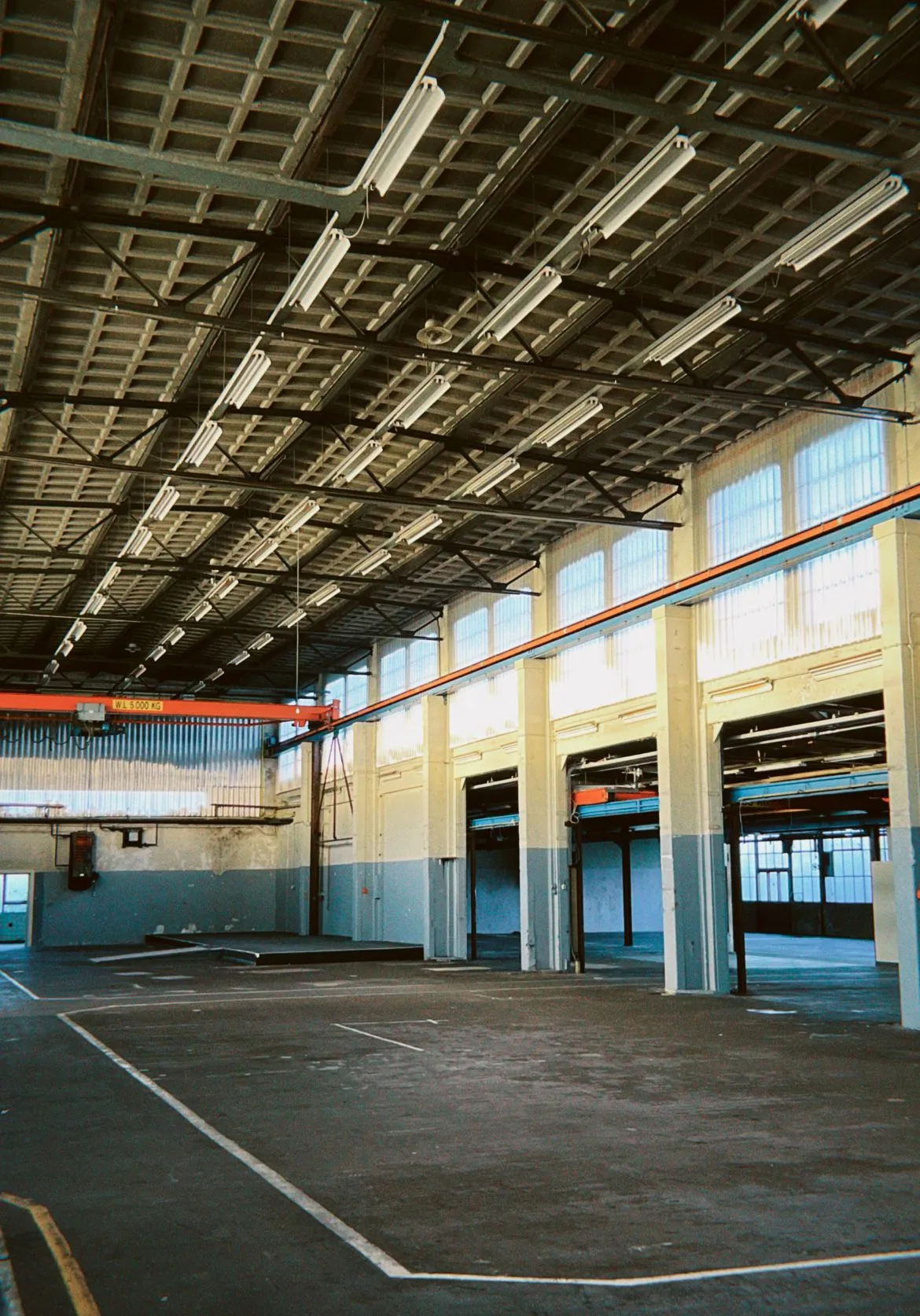 Unique 4,000 m² Venue for Events and Creative Projects, photo shoot, pop-up rental in Amsterdam, interior view