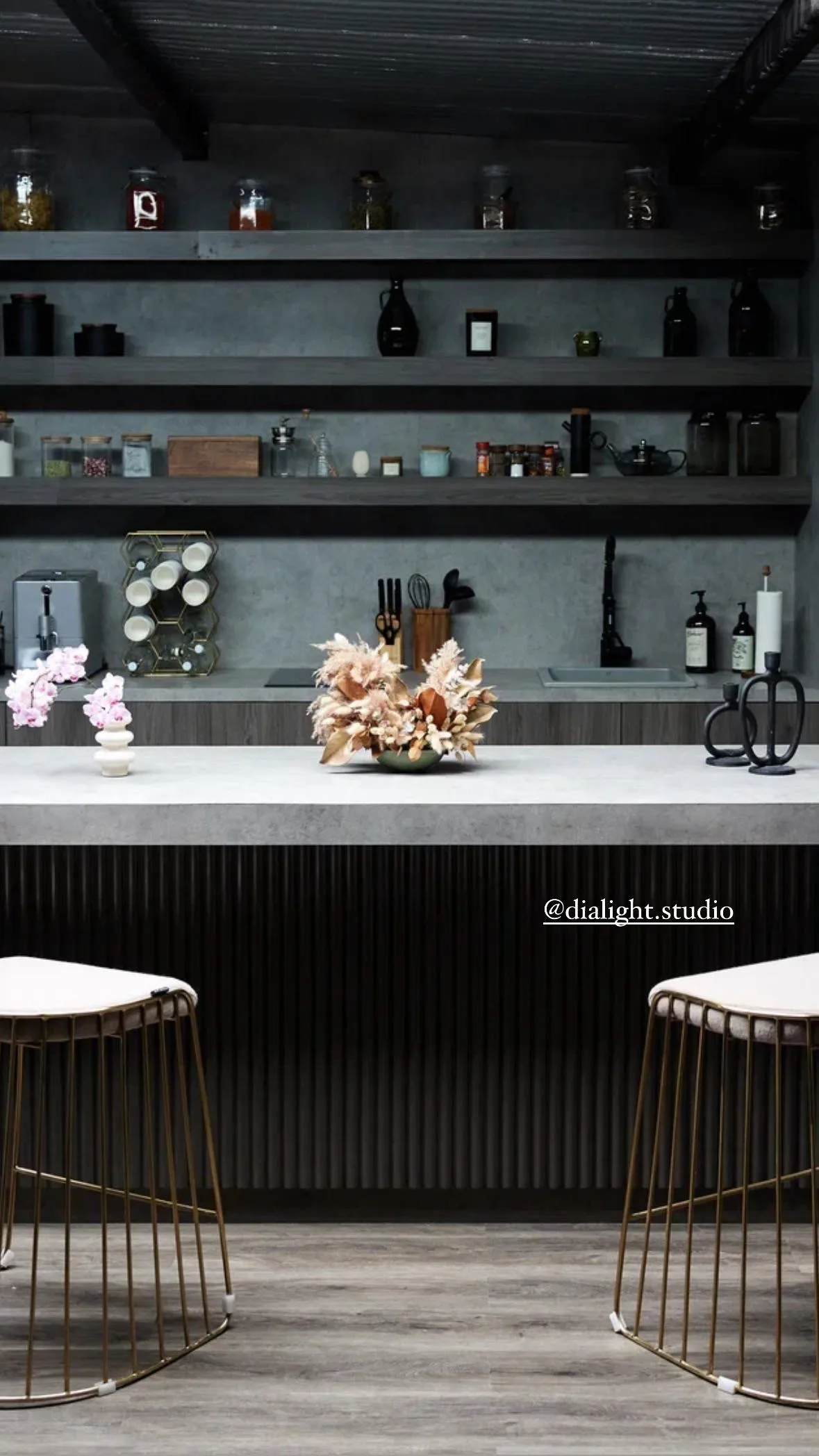 Unique 4000 Sq Ft Photography and Event Space, 372 sqm, photo shoot, pop-up rental in Dubai, second interior view
