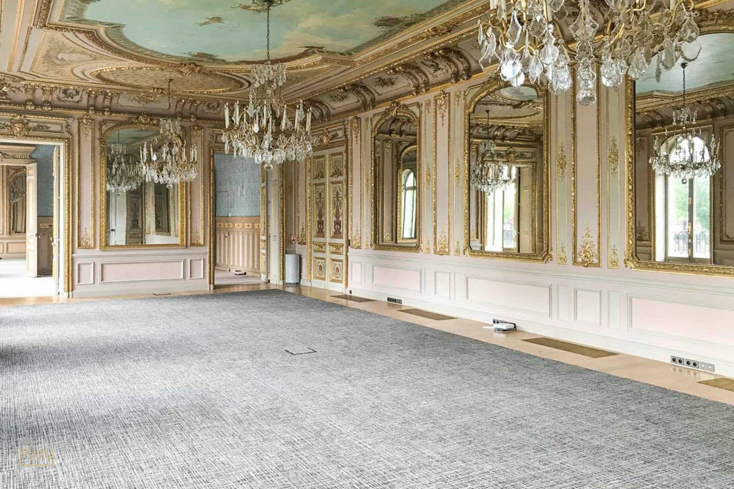 Unique 500 sqm Commercial Space near Arc de Triomphe