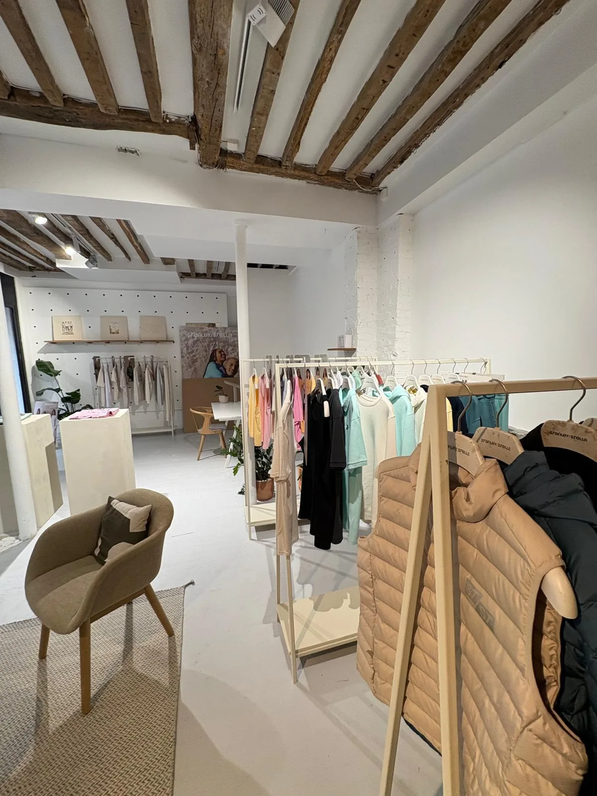 Unique 50m² Retail Space in Haut Marais, pop up store in Paris, second interior view