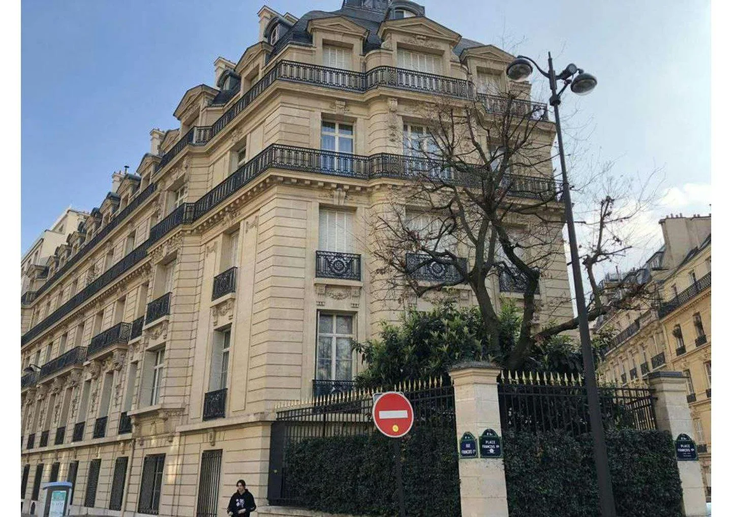 Unique 530 sqm Event and Showroom Space in Paris — 4
