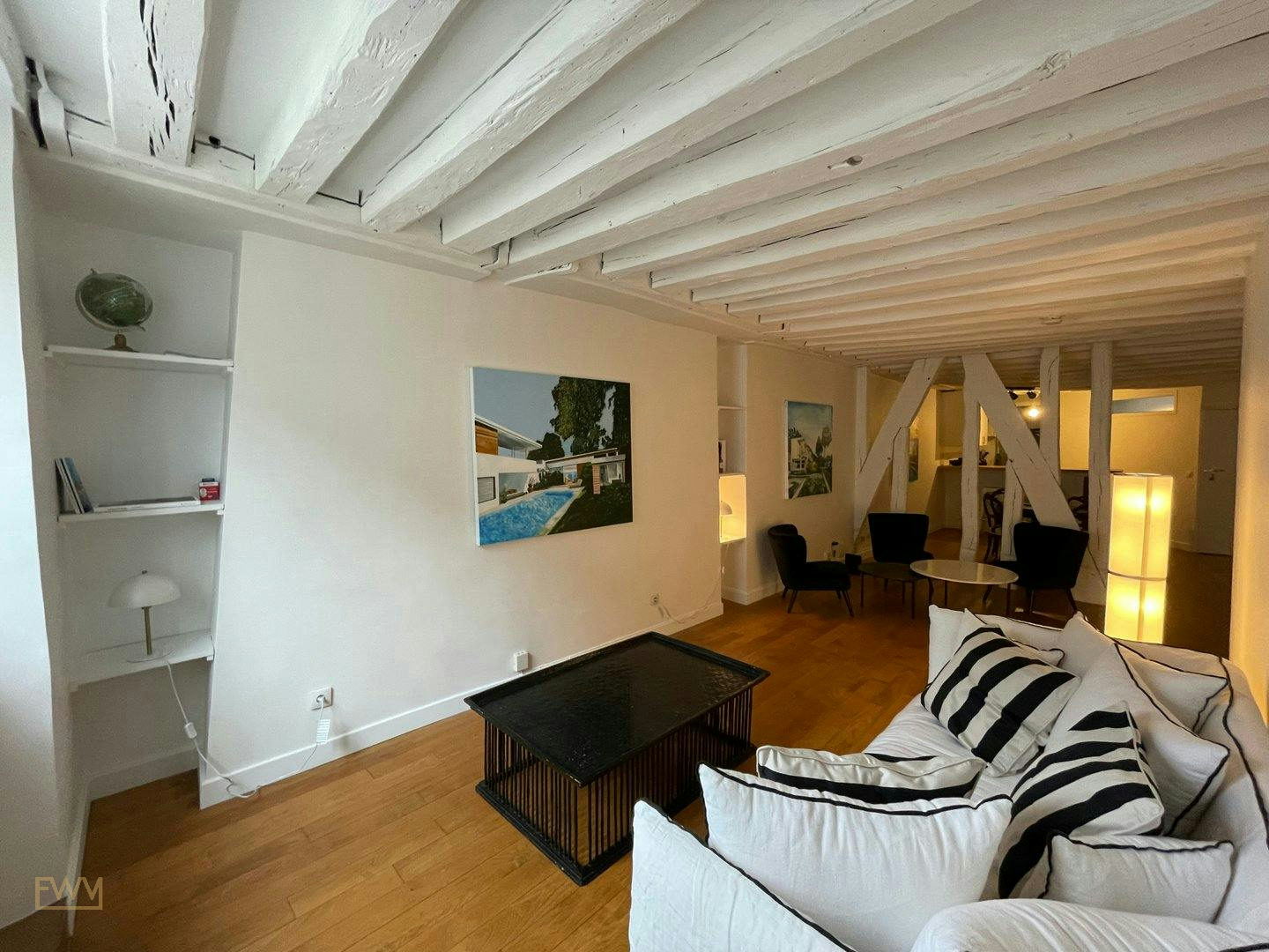 Unique 60 sqm Showroom Apartment on Rue Chabanais, Paris
