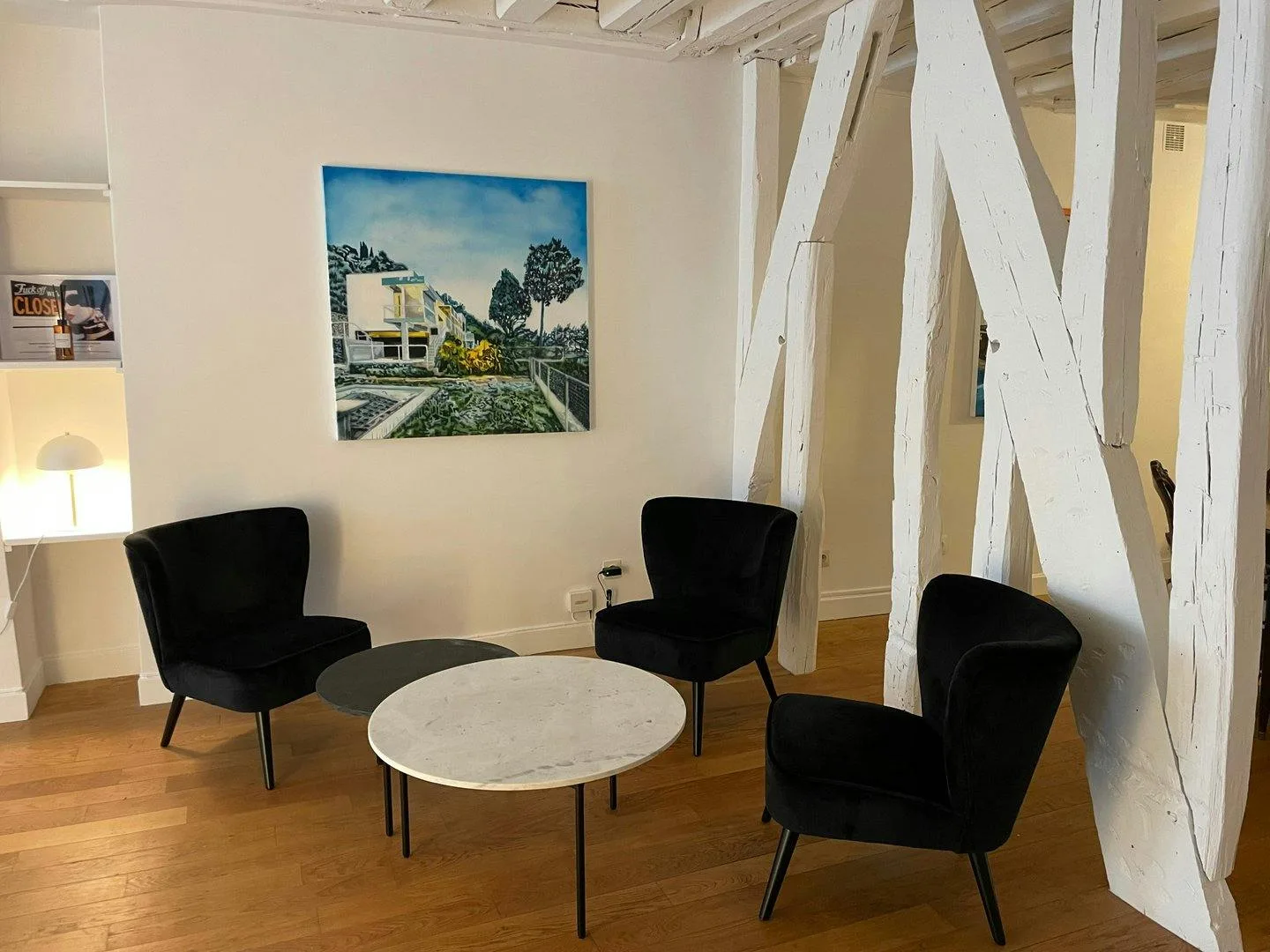 Unique 60 sqm Showroom Apartment on Rue Chabanais, Paris — 3