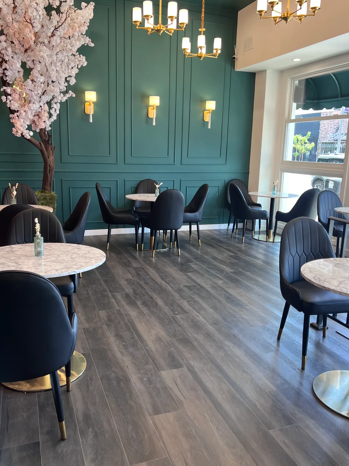 Unique 900 sq ft Café Space Available, 84 sqm, private event, pop-up rental in Los Angeles