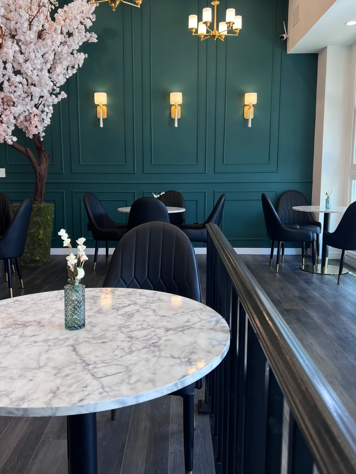 Unique 900 sq ft Café Space Available, 84 sqm, private event, pop-up rental in Los Angeles, third interior view
