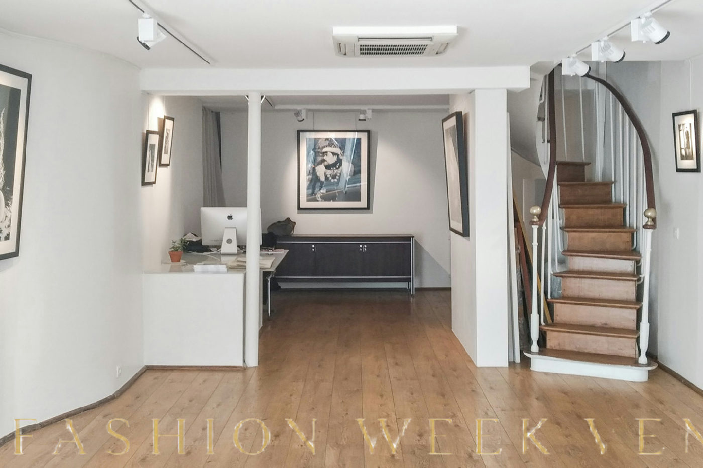 Unique Art Gallery Space in Saint-Germain-des-Près, 73 sqm, art exhibition, pop-up rental in Paris, interior view