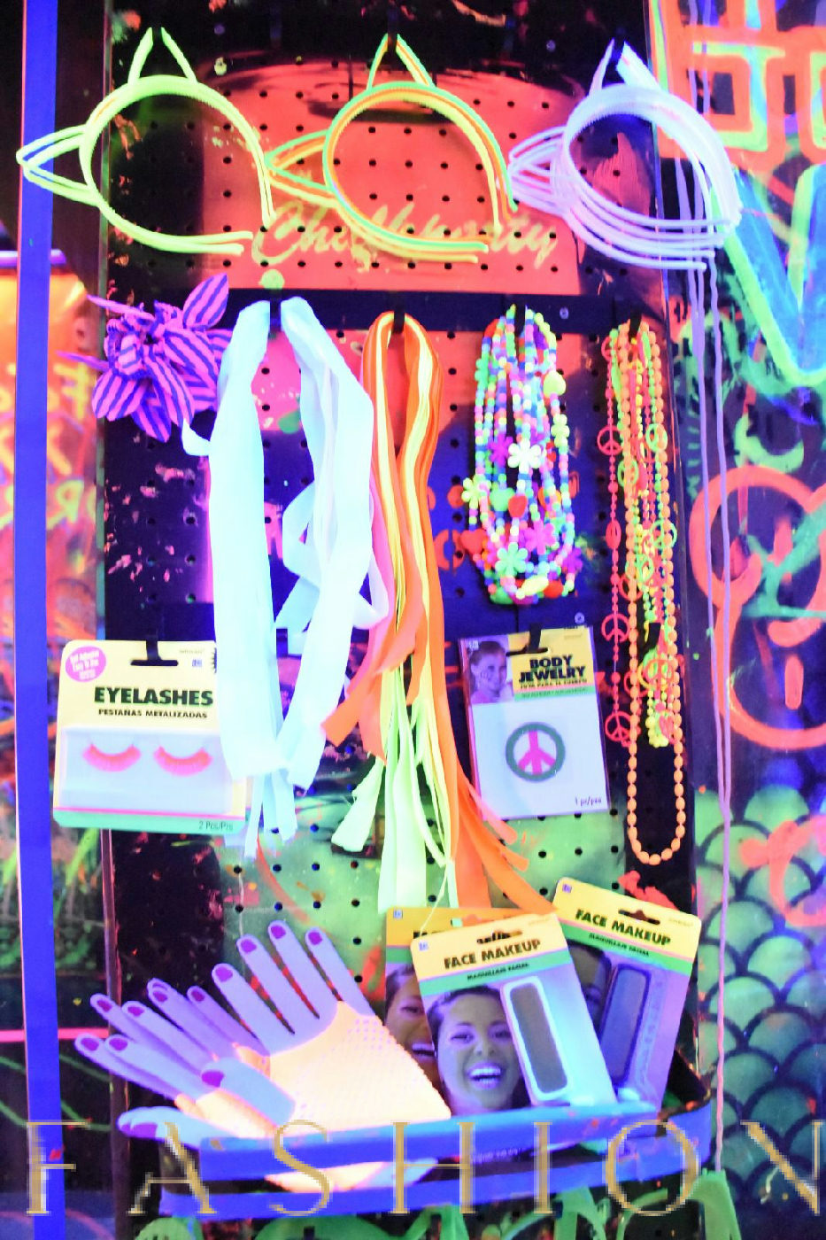 Unique Blacklight Photography Studio in Lan Kwai Fong, 37 sqm, photo shoot, pop-up rental in Hong Kong, interior view