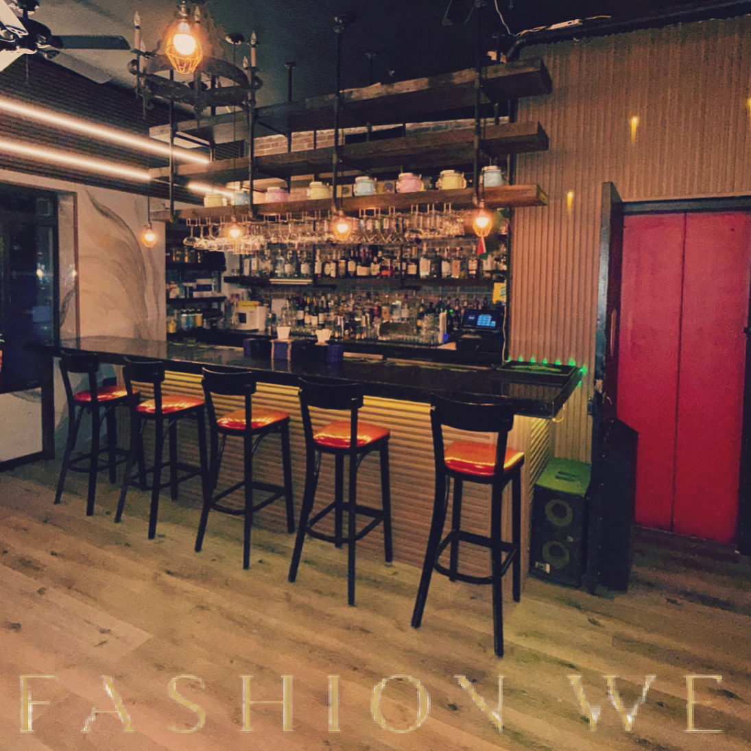 Unique Boutique Bar with Theater Space for Events, 139 sqm, pop up store in New York, second interior view