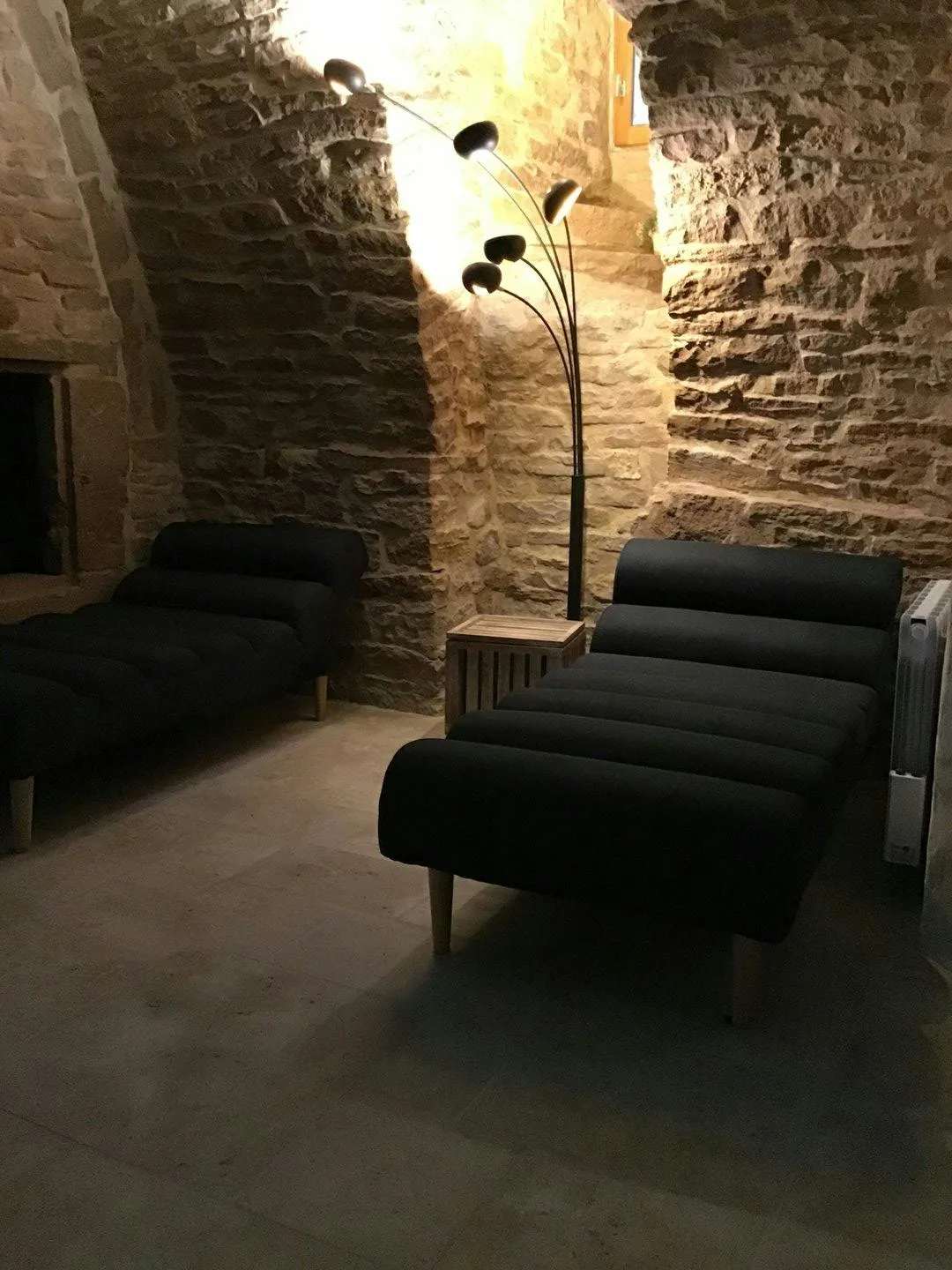Unique Boutique with 15th-Century Cellar in Beaune