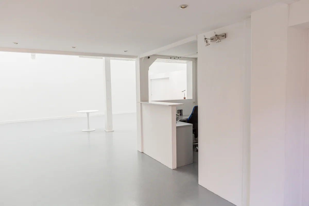 Unique Contemporary Art Gallery in Paris, 92 sqm, art exhibition, pop-up rental, third interior view