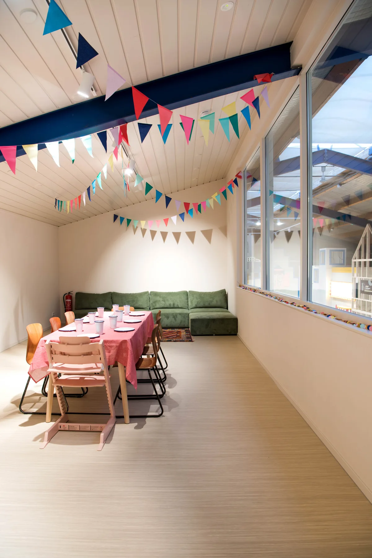 Unique Creative Space Available for Rent, 770 sqm, creative workshop, pop-up rental in Amsterdam, additional interior view