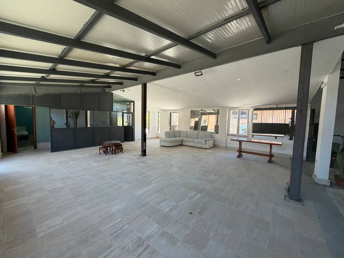 Unique Creative Space in Rome, 500 sqm, showroom presentation, pop-up rental in Roma