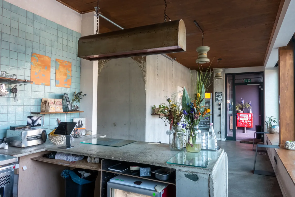 Unique Cultural Venue for Events and Gatherings, 90 sqm, pop up store in Berlin, interior view