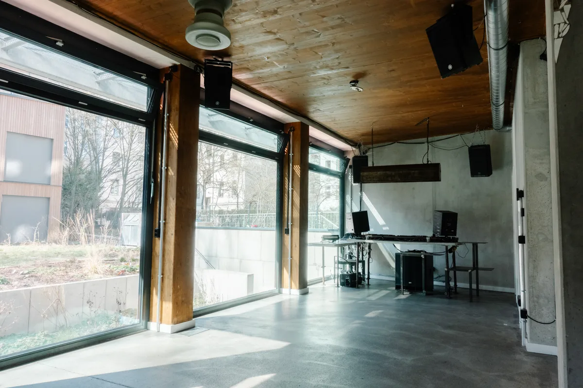 Unique Cultural Venue for Events and Gatherings, 90 sqm, pop up store in Berlin, additional interior view