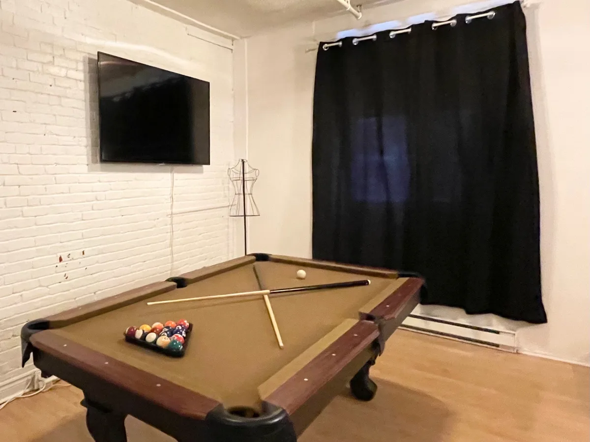 Unique Event Space in Downtown Montreal, 93 sqm, pop up store in Montréal, second interior view