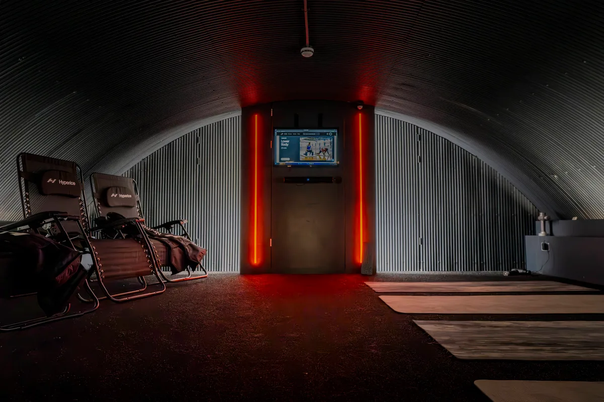 Unique Functional Fitness Space in Clapham Junction, 1301 sqm, pop up store in Greater London, interior view