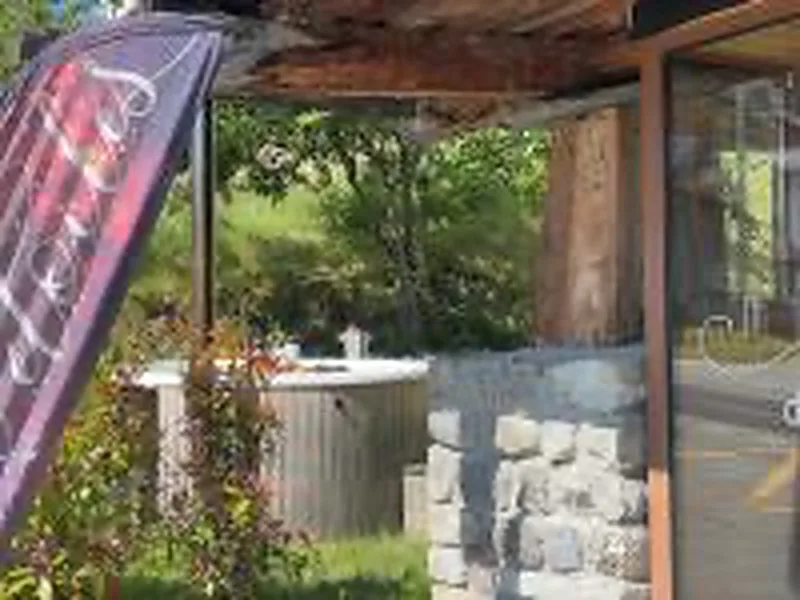 Unique Gallery and Spa Space in Valais, 300 sqm, art exhibition, pop-up rental in Salvan, third interior view