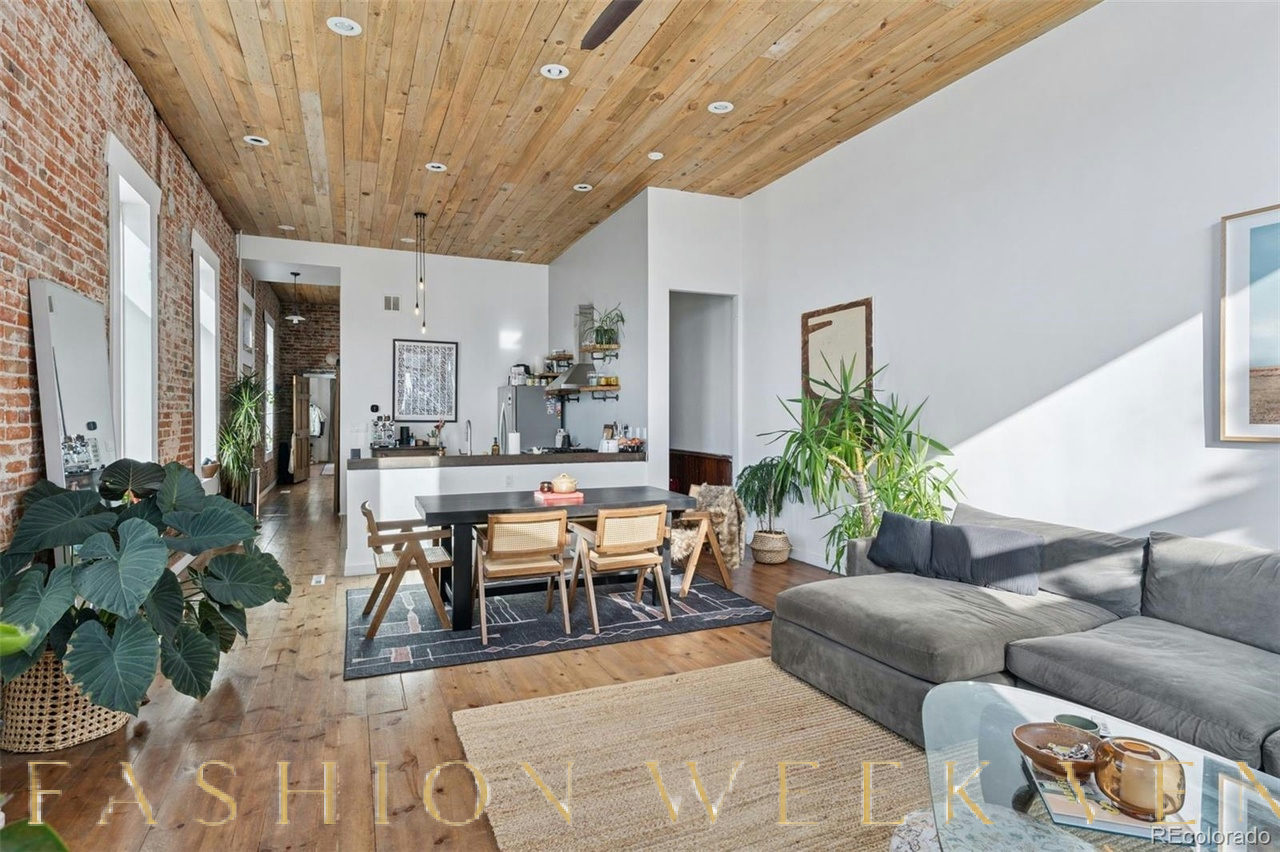 Unique Historic Space with Modern Upgrades, 93 sqm, pop up store in Denver