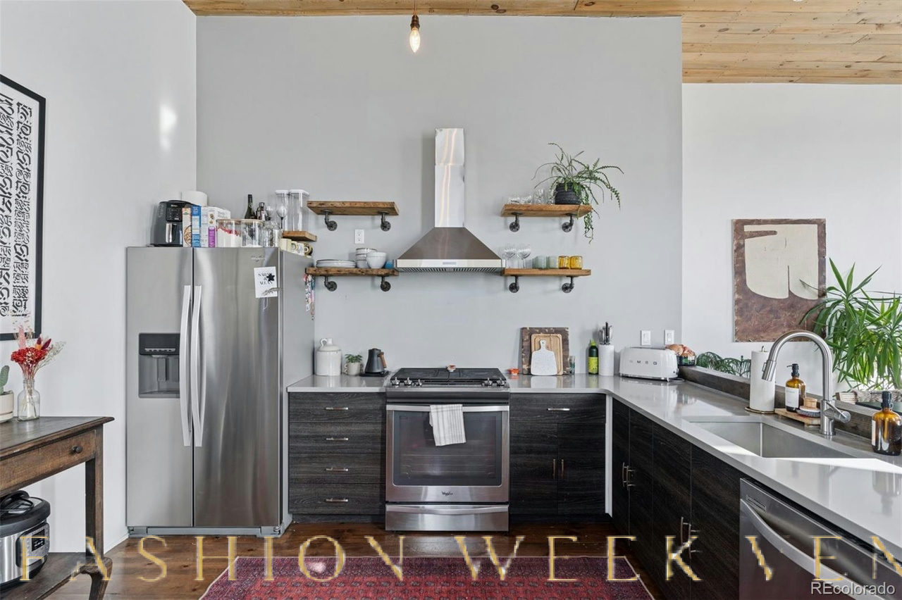 Unique Historic Space with Modern Upgrades, 93 sqm, pop up store in Denver, third interior view