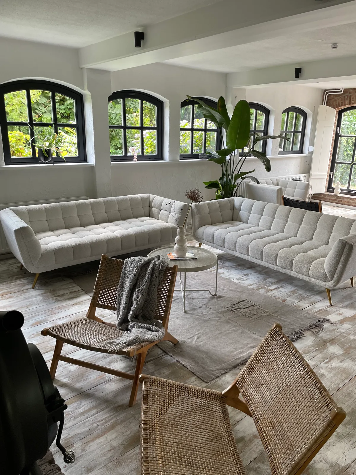 Unique Ibiza Lounge with Indoor and Outdoor Spaces, 2500 sqm, showroom presentation, pop-up rental in Vlijmen, additional in…