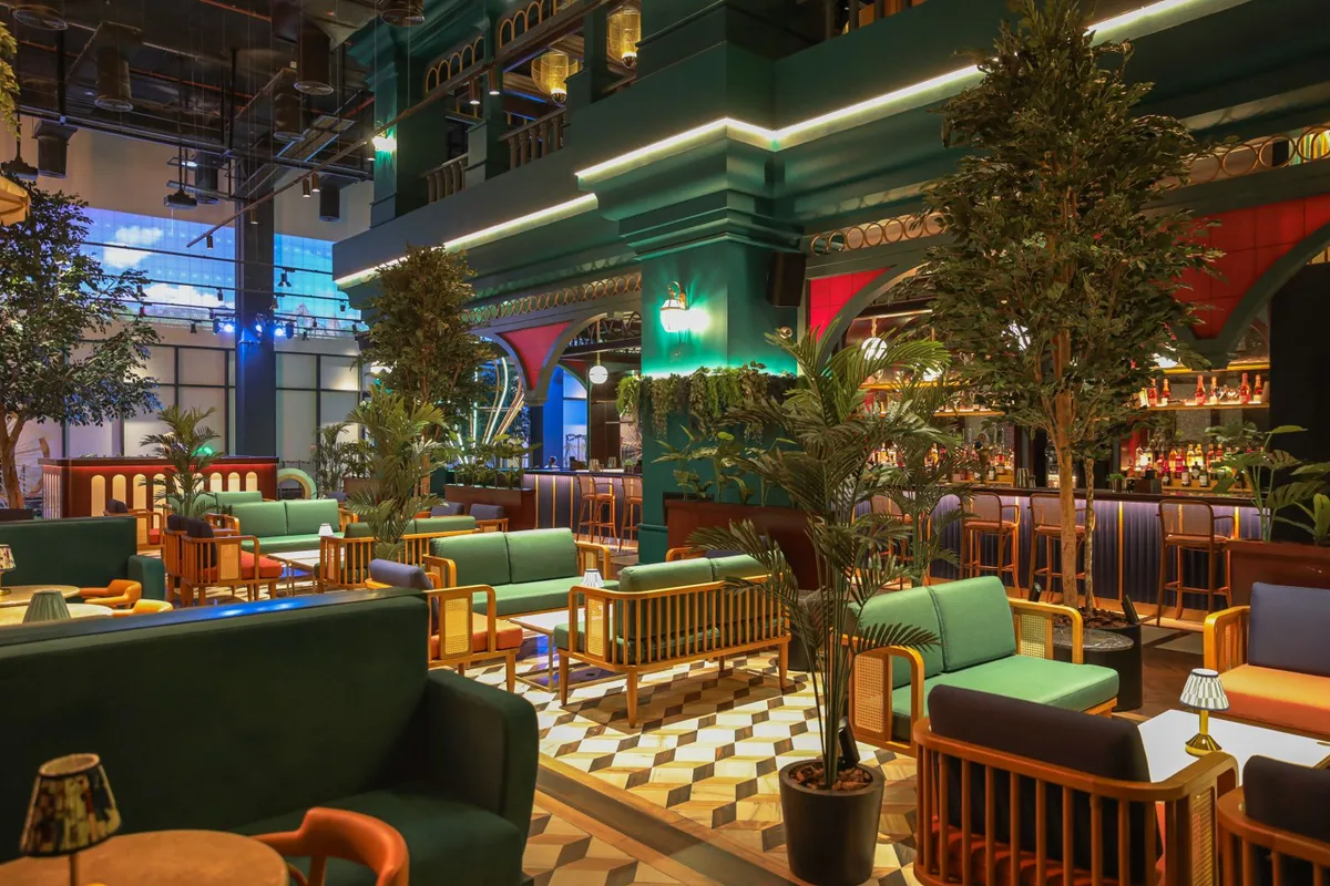 Unique Indoor Mini Golf Event Space in Dubai, 2043 sqm, cocktail reception, pop-up rental