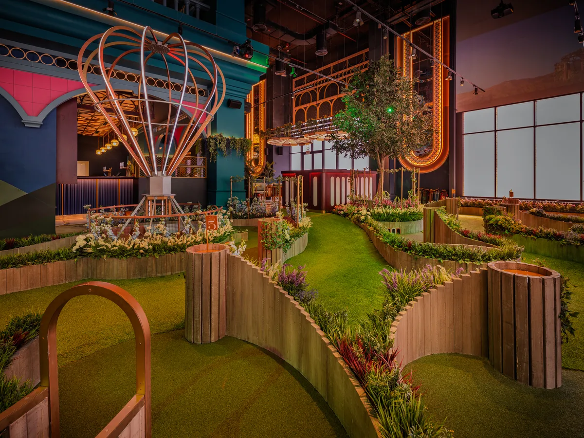 Unique Indoor Mini Golf Event Space in Dubai, 2043 sqm, cocktail reception, pop-up rental, second interior view