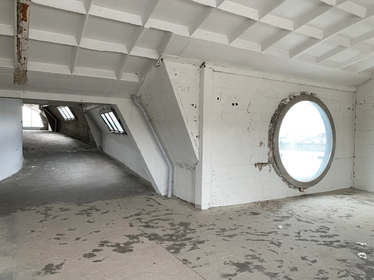 Unique Industrial Space for Creative Events in Paris — 4