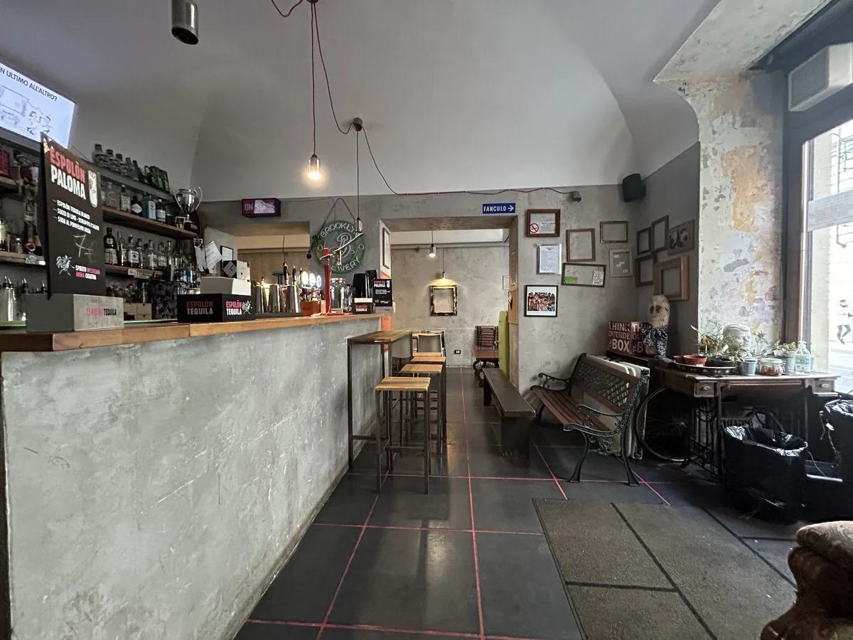 Unique Industrial Space for Events in Central Location, 80 sqm, private event, pop-up rental in Torino, additional interior…