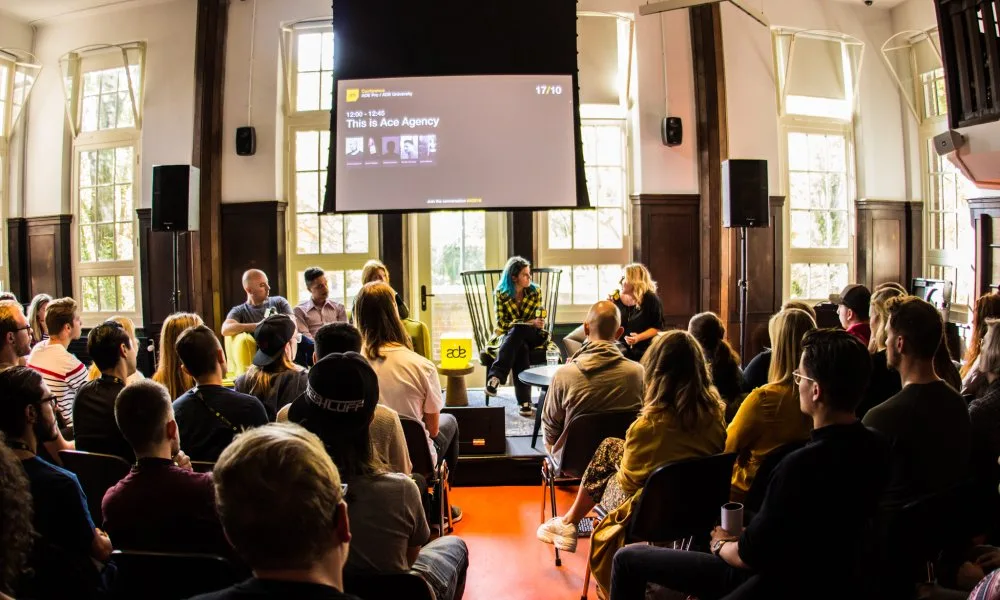 Unique Library Space for Screenings and Events, 213 sqm, private event, pop-up rental in Amsterdam, second interior view