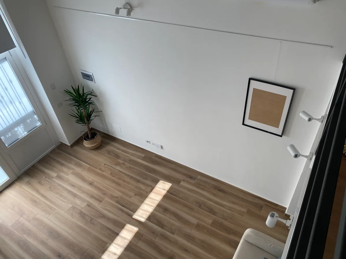 Unique Loft and Art Gallery in Navigli, 75 sqm, art exhibition, pop-up rental in Milano, additional interior view