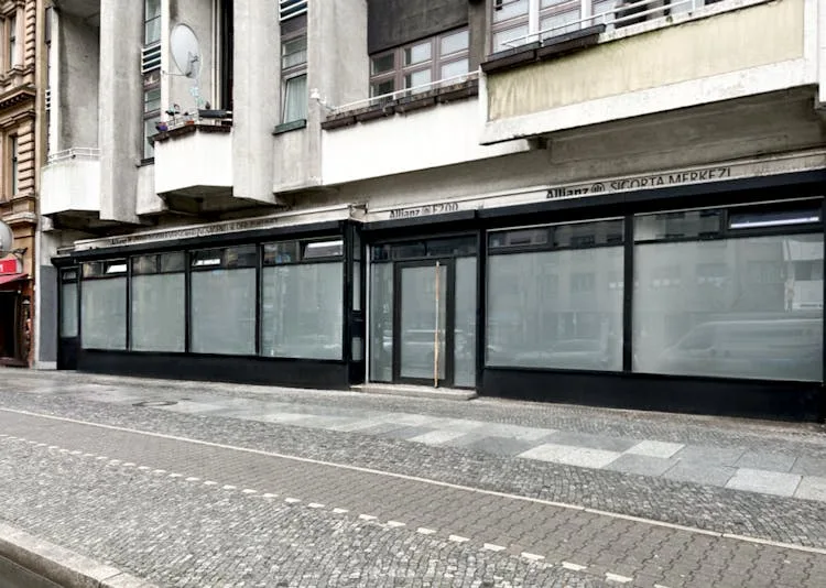 Unique Retail Loft Space at Kottbusser Strasse, Berlin