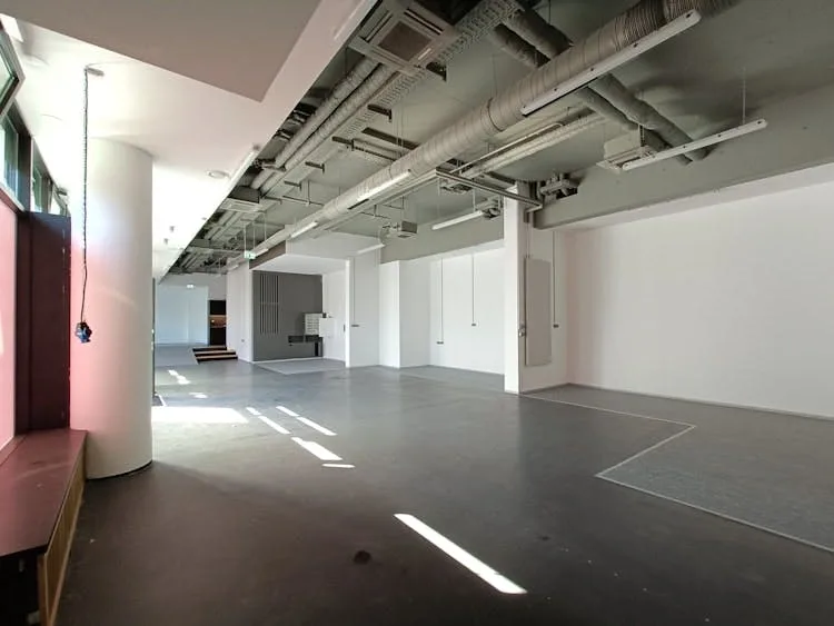 Unique Retail Loft Space at Kottbusser Strasse, Berlin — 2