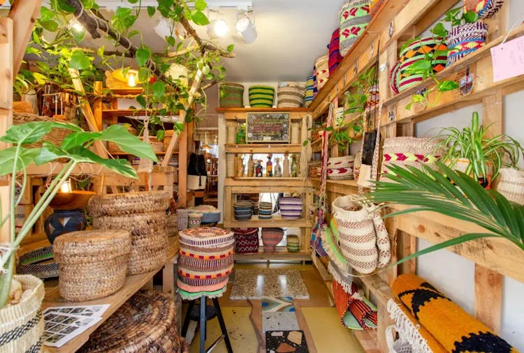 Unique Shoreditch Retail Store on Bethnal Green Road — 2