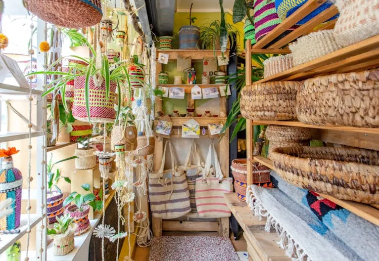 Unique Shoreditch Retail Store on Bethnal Green Road — 4