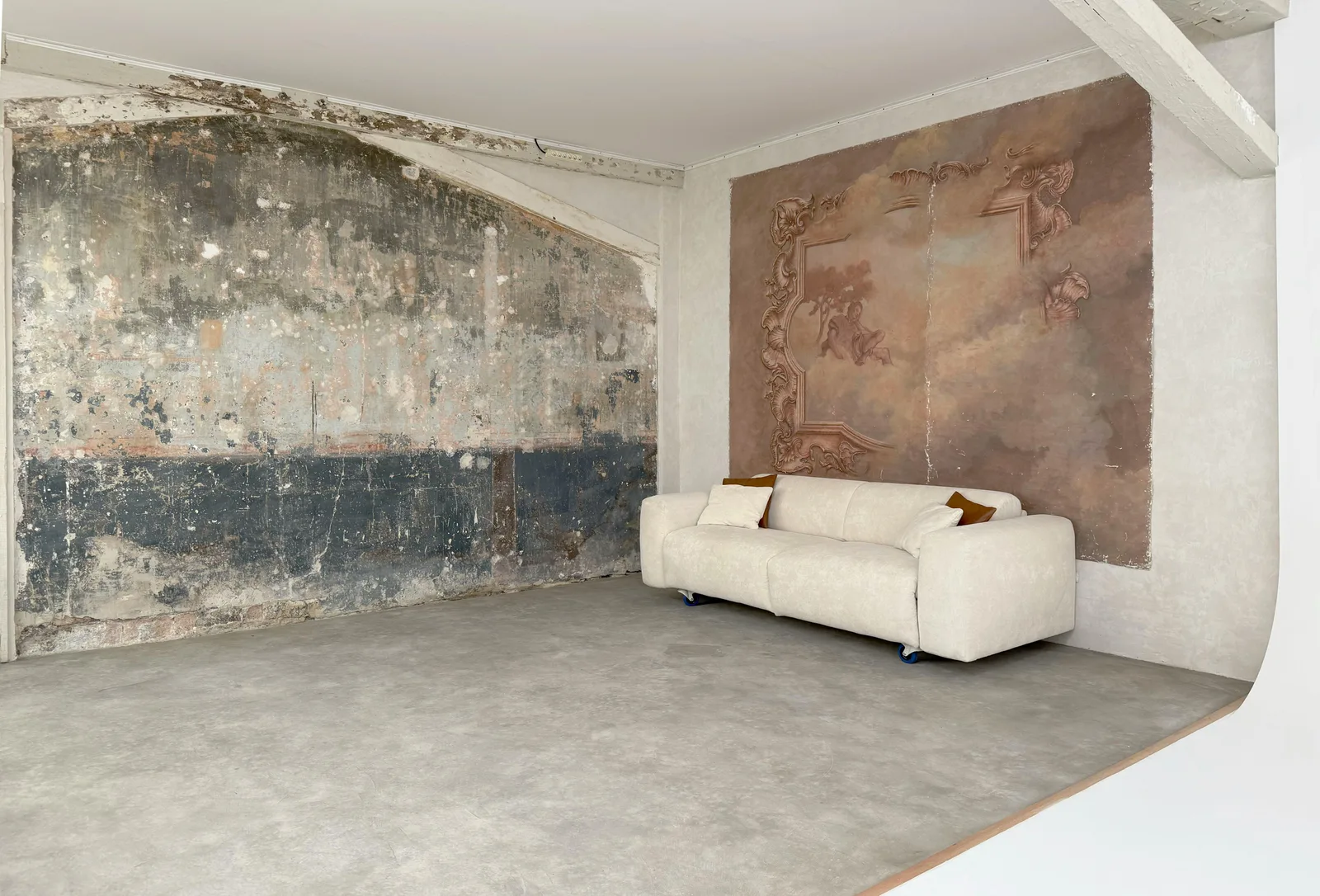 Unique Showroom and Studio Space in Paris — 2