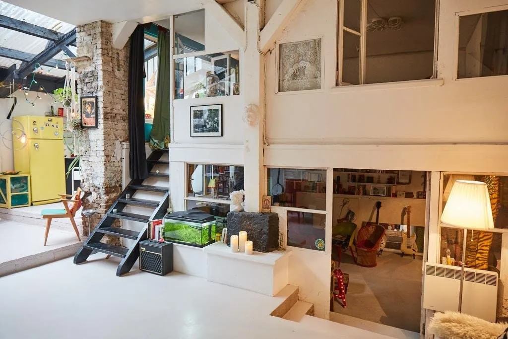 Unique Showroom in le Haut-Marais, Paris — 4